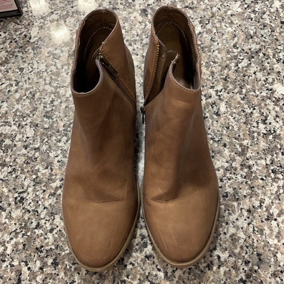 American Eagle Size 10 Ankle Booties - Picture 2 of 4